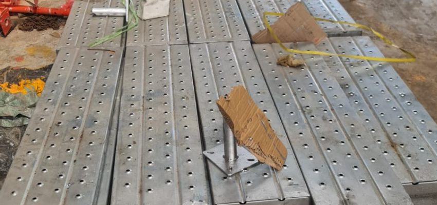 Sewa Metal Plank atau Asiba Tegal